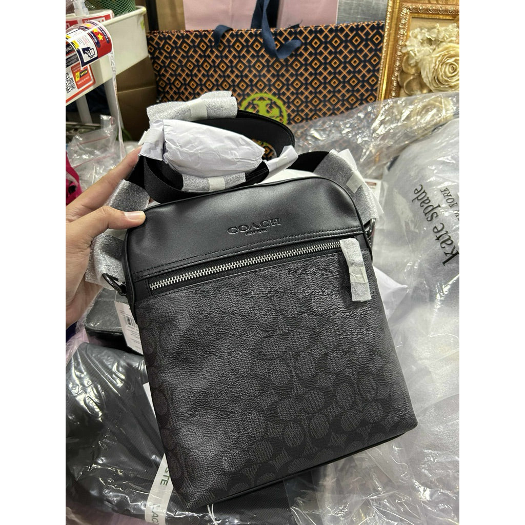 ORIG & IMPORTED CCH Houston Flight Men’s Bag In Signature Canvas Black