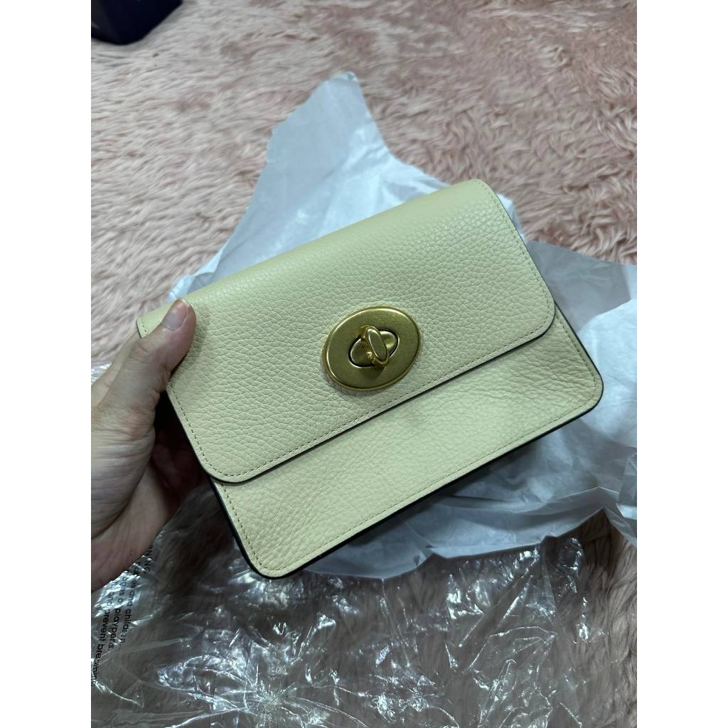 ORIG & IMPORTED CCH X Jennifer Lopez Bowery Crossbody Small Beige Bag Chain Strap