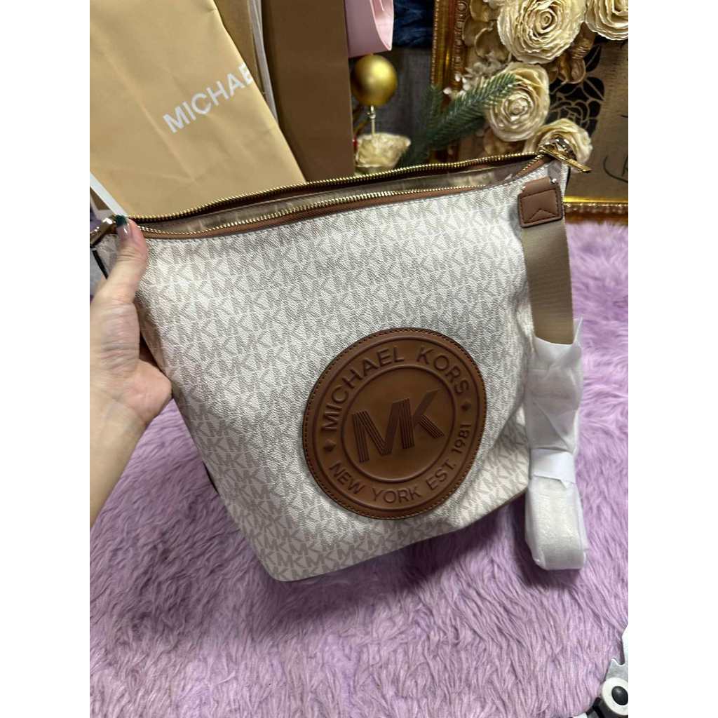 ORIG & IMPORTED MK Fulton Sport Shoulder Bucket Vanilla White Bag
