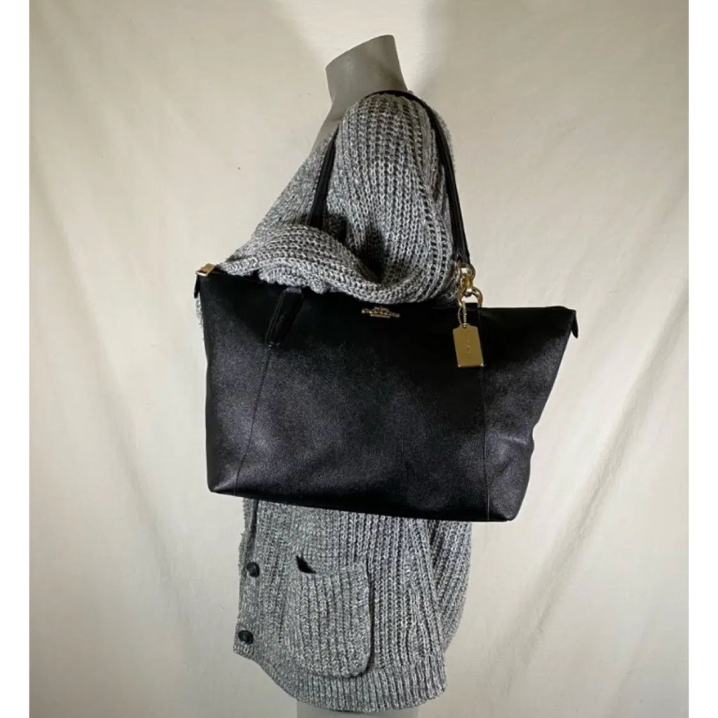 ORIG Preloved CCH F57526 Ava Tote In Crossgrain Leather Handbag Black Bag