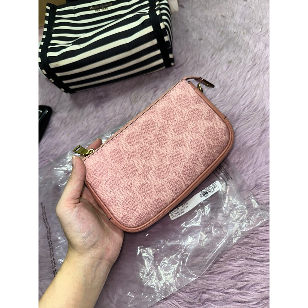 ORIG & IMPORTED CCH Retail Plaza 18 and 22 Small Shoulder Bag Pink