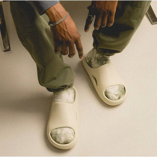 AUTHENTIC/ORIGINAL Mellow Recovery Men Slides in White