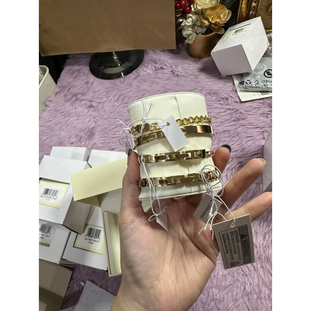 ORIG & IMPORTED AK Klein Bangle Gold Watch and Bracelet Set AK/5142BKST