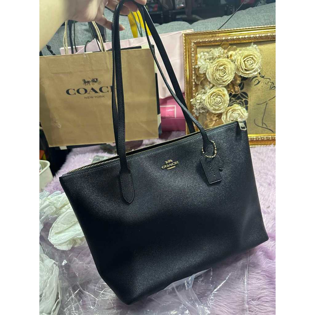 ORIG Preloved CCH Zip Top Tote Medium Black Bag
