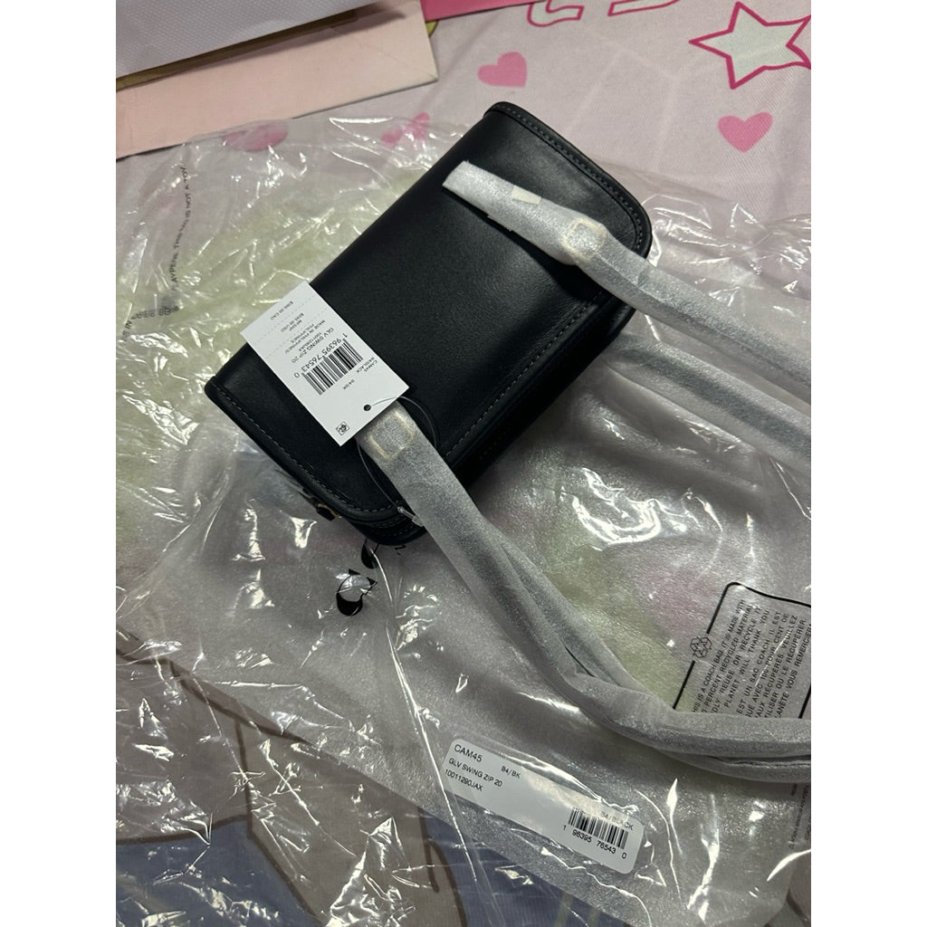 ORIG & IMPORTED CCH Retail Swing Zip 20 Shoulder Small Black Bag
