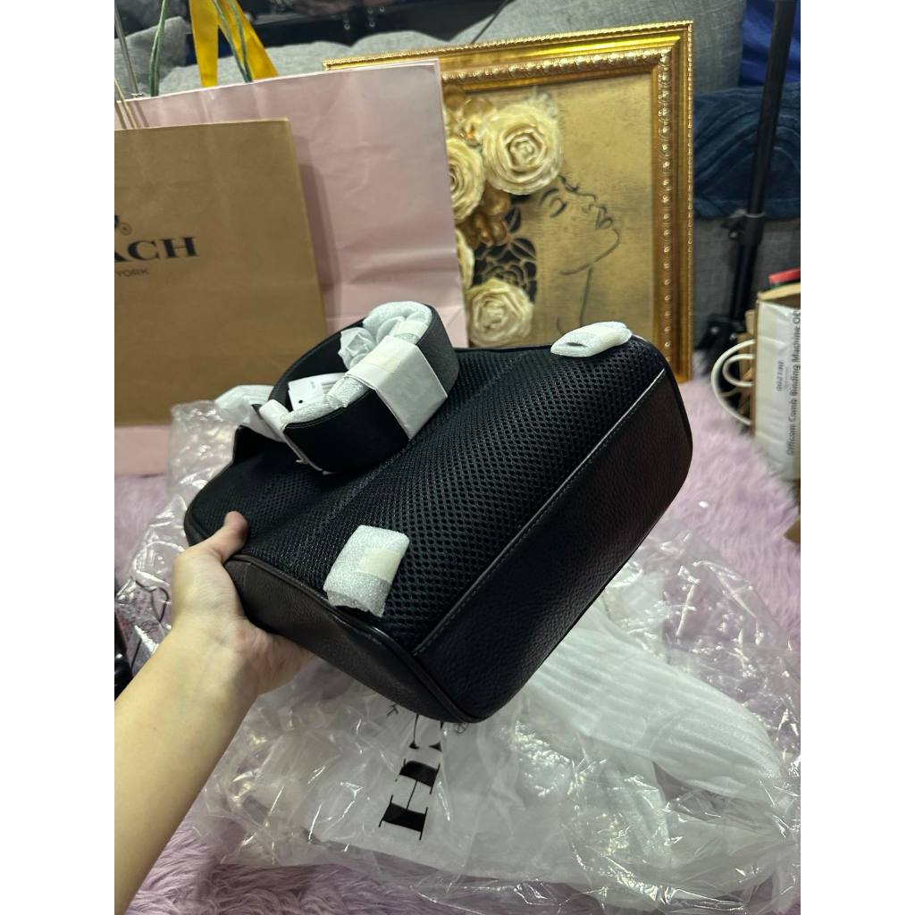 ORIG & IMPORTED CCH West Pack Men Black Body Bag