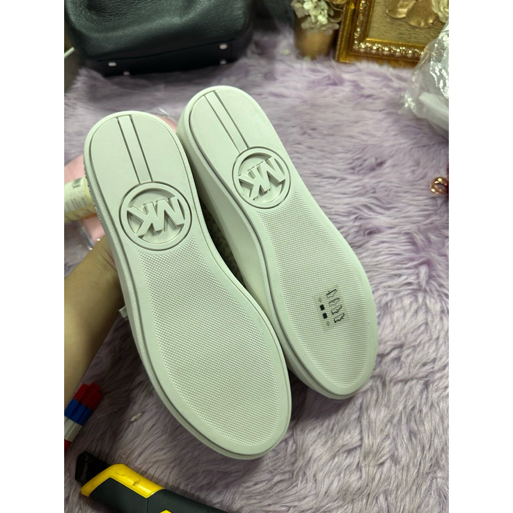 AUTHENTIC/ORIGINAL Michael K0rs MK Poppy Color-Block Logo Vanilla White Sneaker Shoes