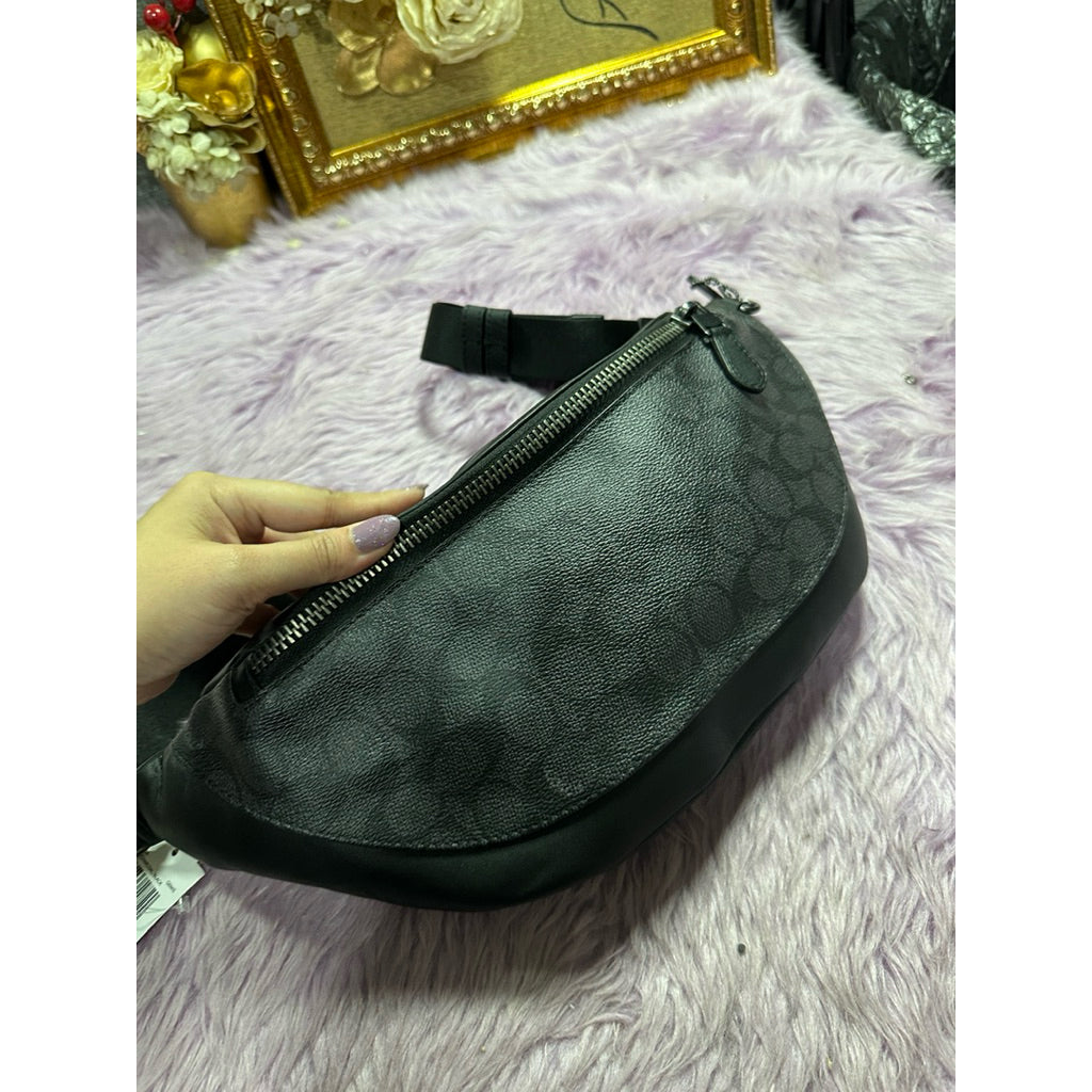 ORIG & IMPORTED CCH Warren Belt Men Black Bag In Signature Canvas