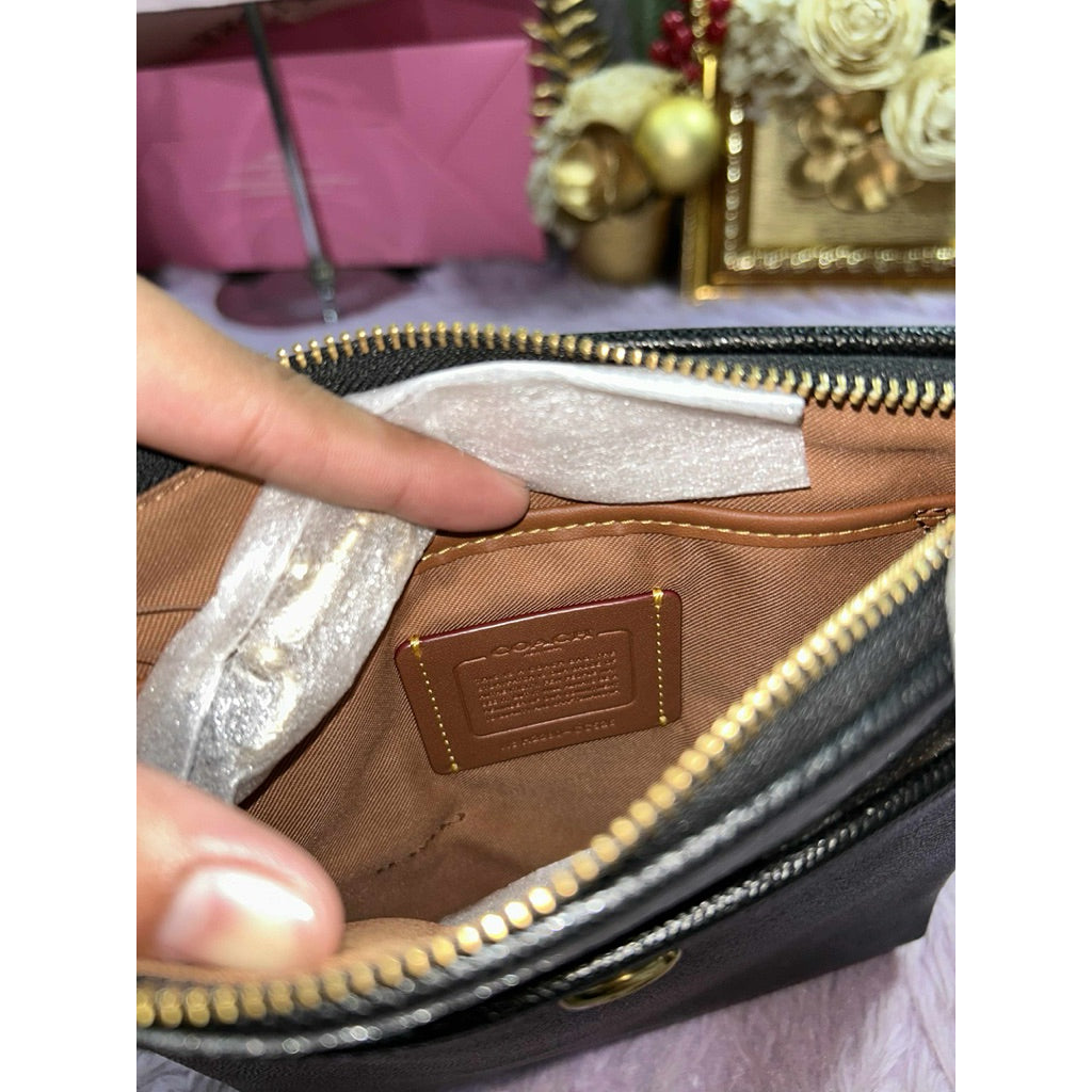 ORIG & IMPORTED CCH Kitt Messenger Crossbody File Slim Black Bag