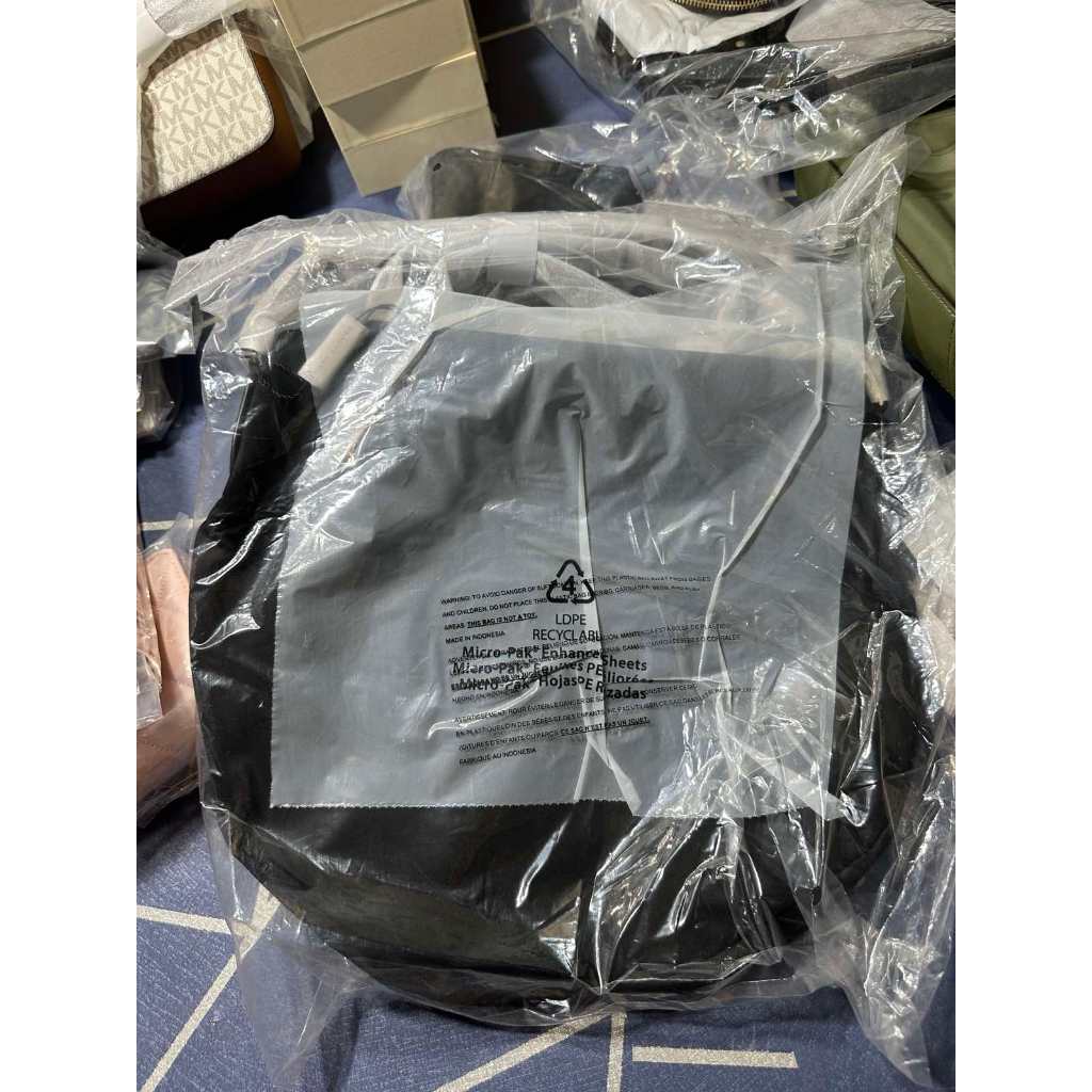 AUTHENTIC/ORIGINAL MJ Preppy Natasha Nylon Crossbody Bag Black Brown