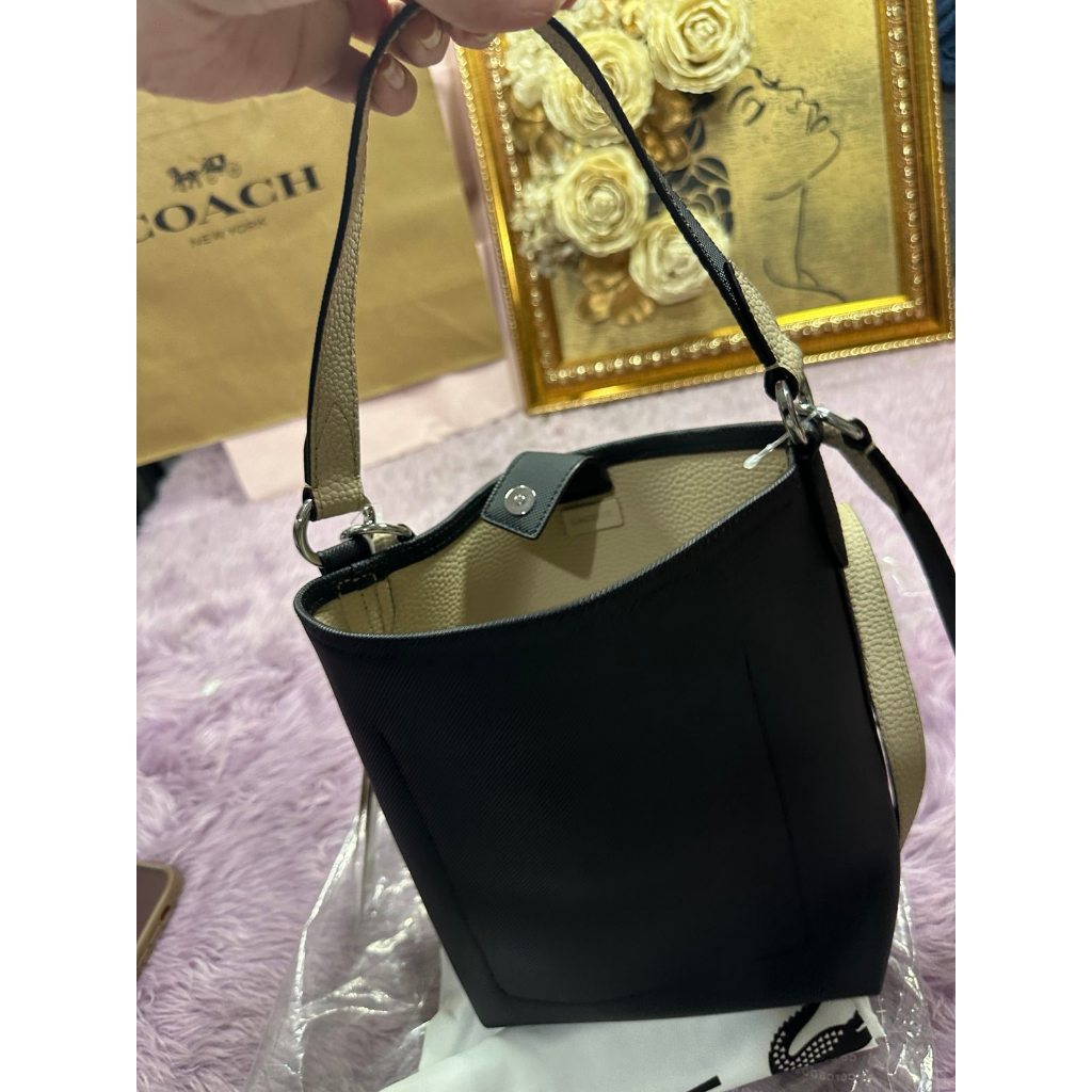 ORIG & IMPORTED LCT Lacoste Anna Bucket Black Medium Bag