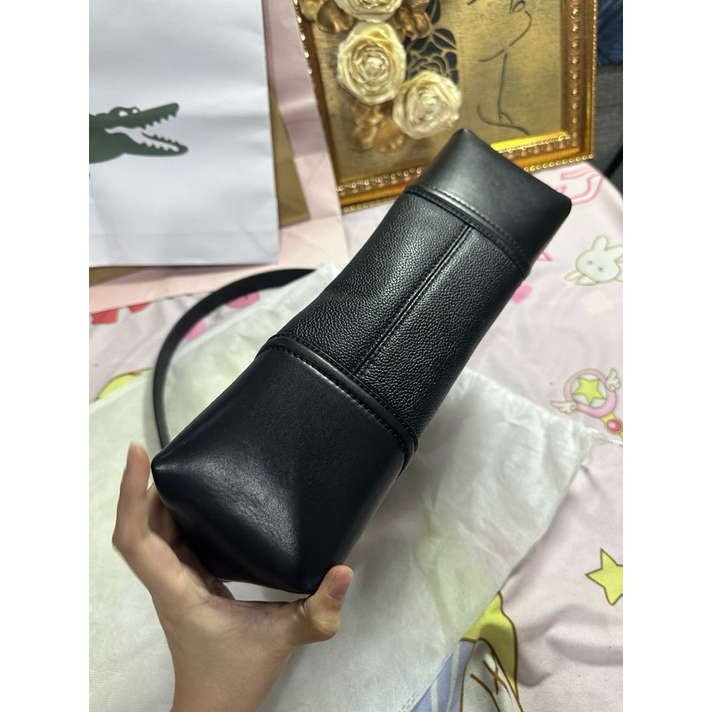 ORIG Preloved MK Nicole Medium Shoulder Hobo Bag Black