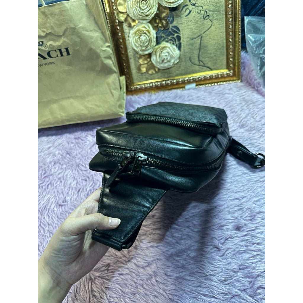 ORIG Preloved CCH Retail Gotham Pack In Signature Canvas Men Body Bag Black