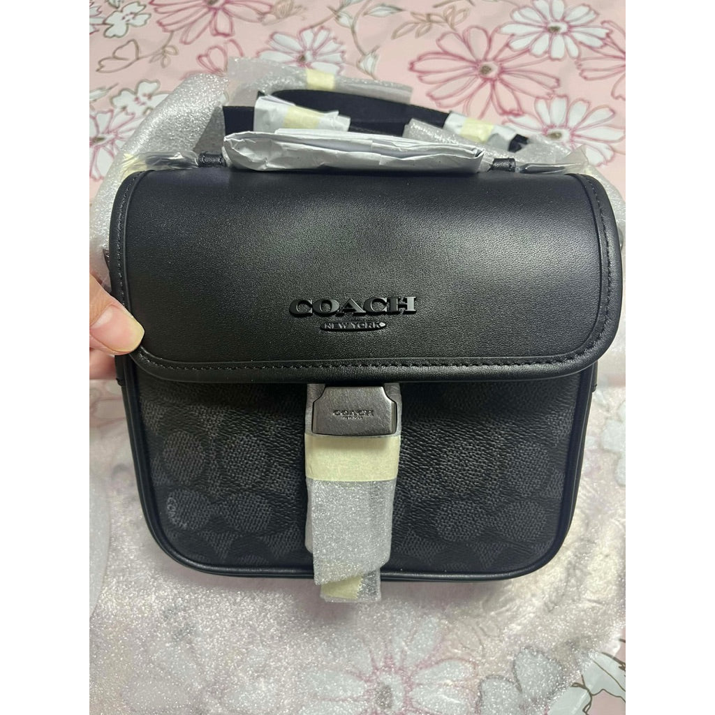 ORIG & IMPORTED CCH Racer Crossbody Men Bag In Signature Canvas