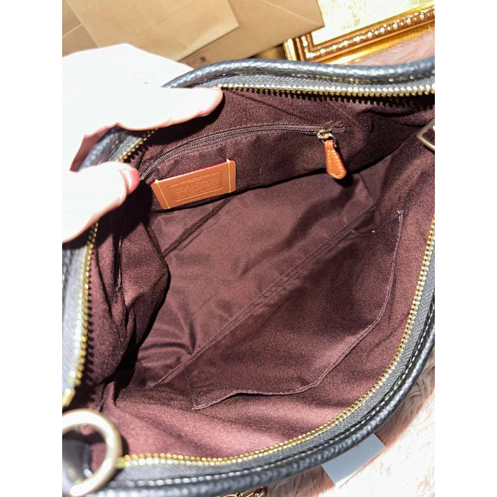 ORIG & IMPORTED CCH Laurel Shoulder Black Bag