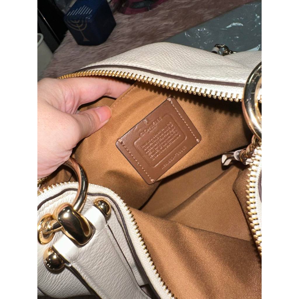ORIG Preloved CCH Clarkson Hobo White Bag