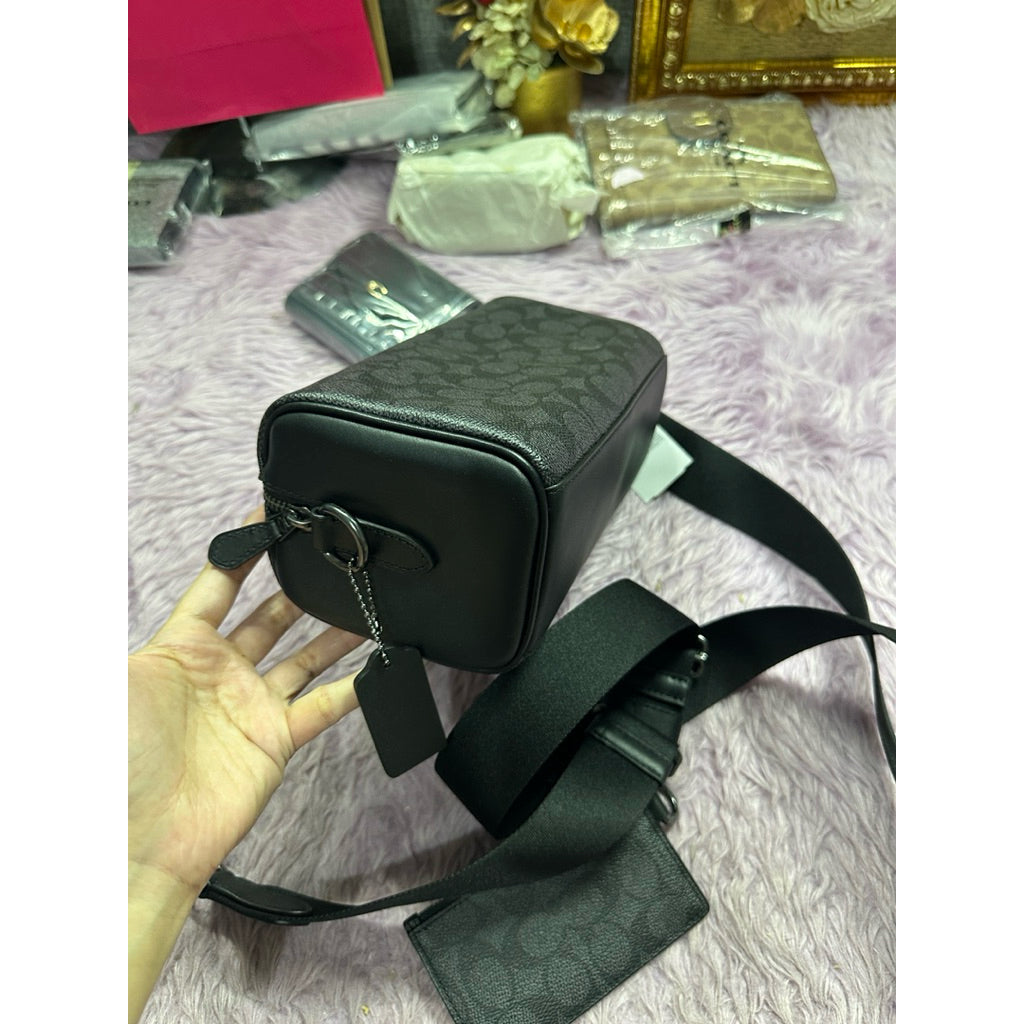ORIG & IMPORTED CCH Axel Crossbody Men Black Bag In Signature Canvas