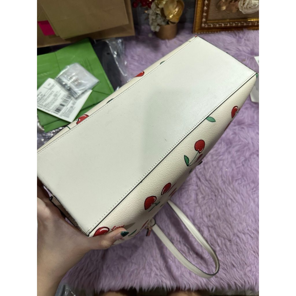 ORIG Preloved CCH Mollie Tote With Heart Cherry Print Large White Bag
