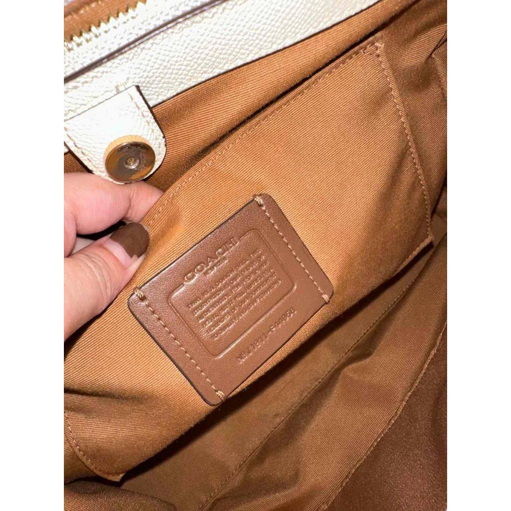 ORIG Preloved CCH Surrey Carryall Satchel White Bag