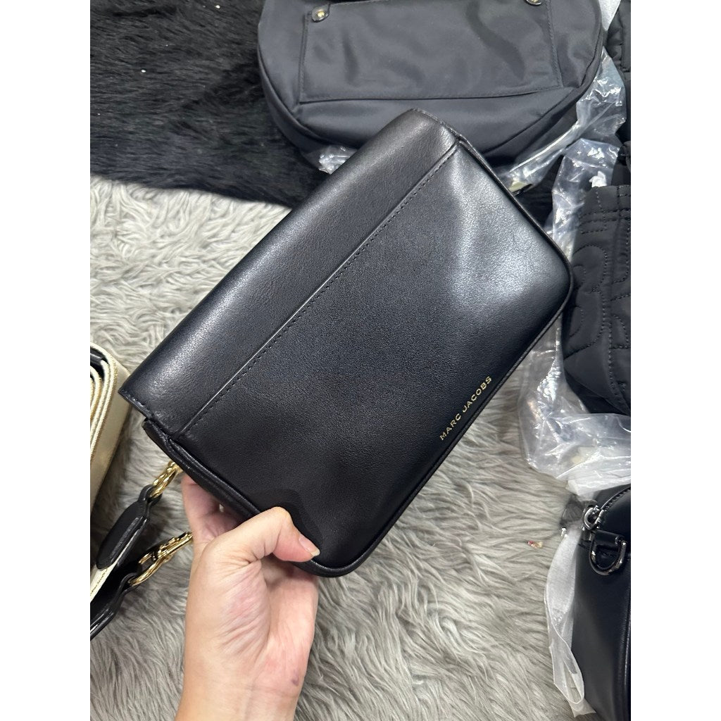 AUTHENTIC/ORIGINAL MJ The J Marc Shoulder Bag Black