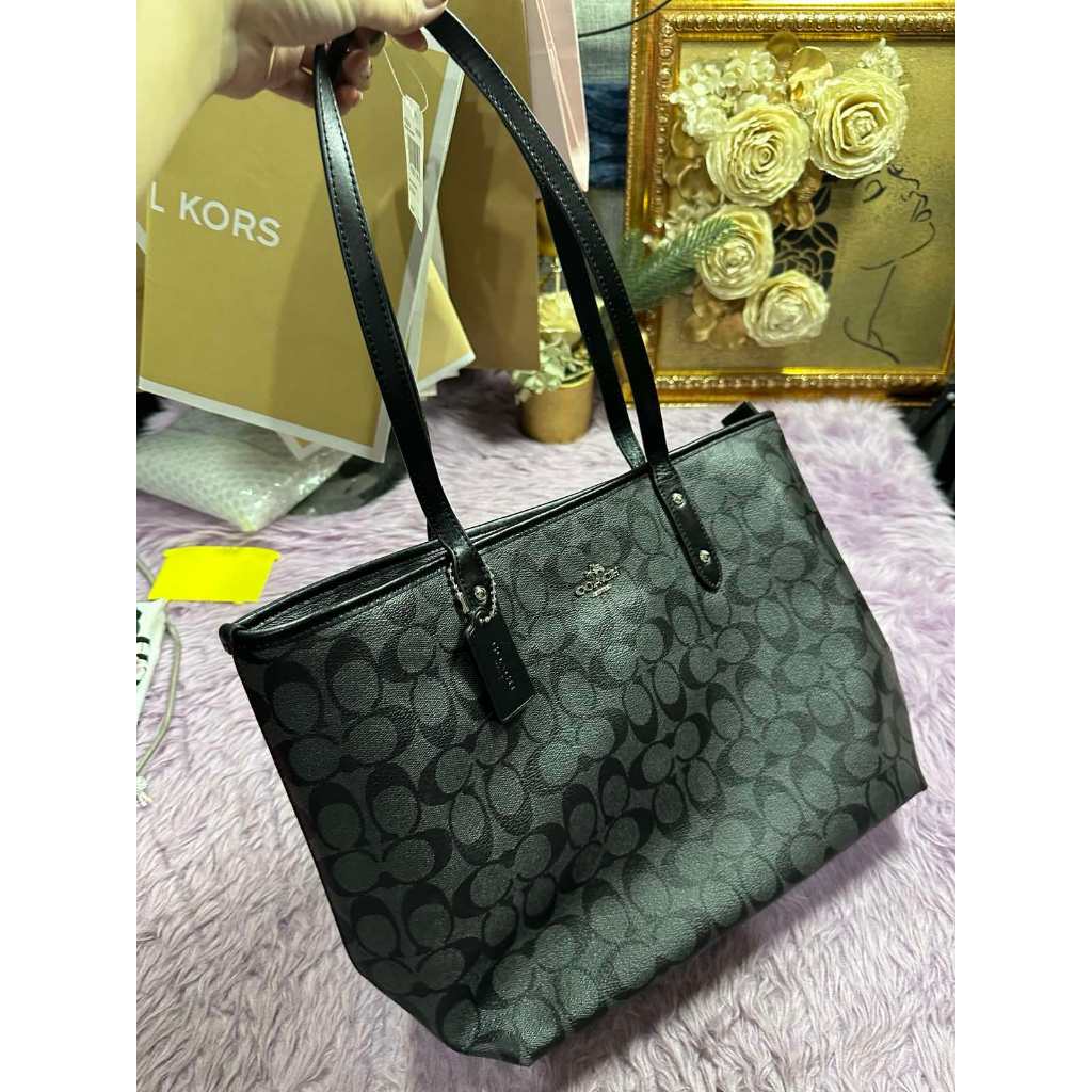 ORIG & IMPORTED CCH City Zip Tote In Signature Canvas Black Bag