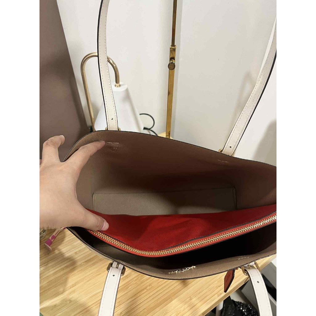 ORIG Preloved CCH Mollie Tote With Heart Cherry Print Large White Bag