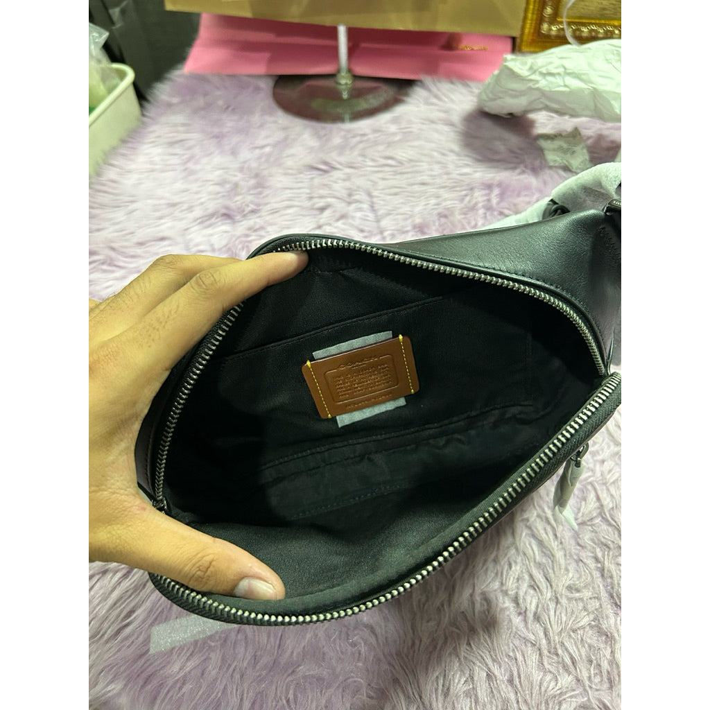 ORIG & IMPORTED CCH Elias Belt Black Men Bag In Signature Canvas