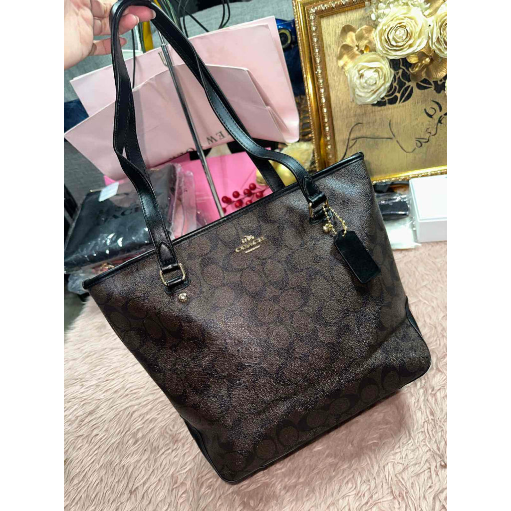 ORIG & IMPORTED CCH RARE F34603 Signature Canvas Zip Top Brown Medium Bag
