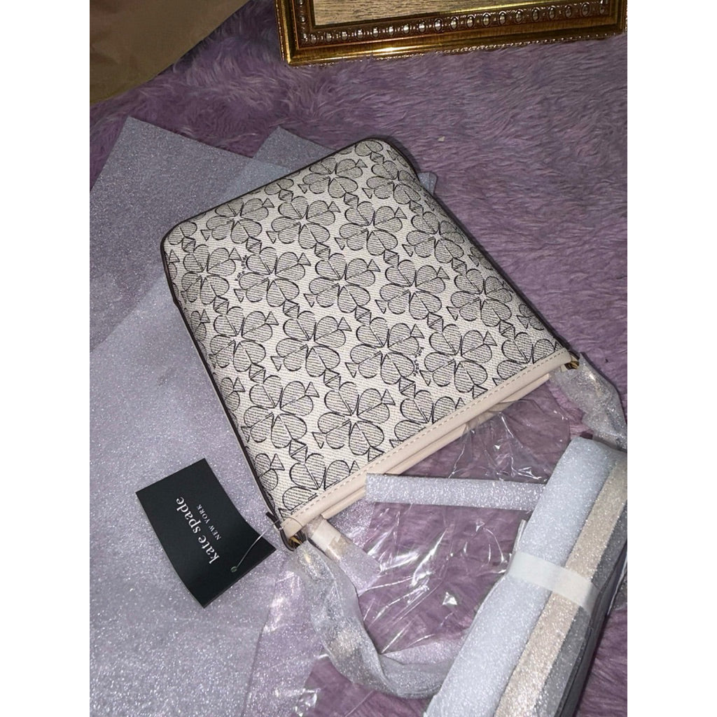 ORIG & IMPORTED KS Spade Flower Small Swingpack Slim Black/Beige Bag