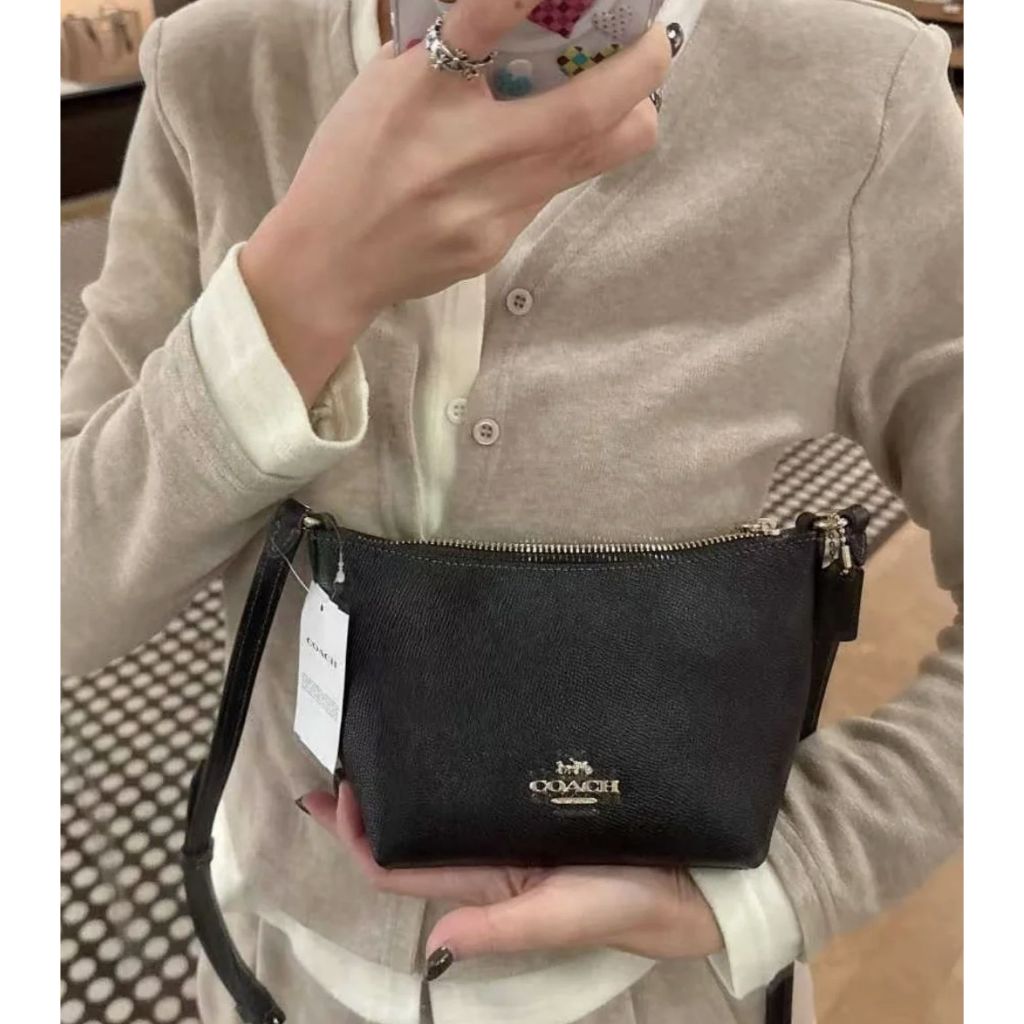 ORIG Preloved CCH Zip Top Crossbody Small Black Bag