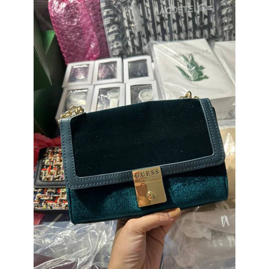 AUTHENTIC/ORIGINAL Guess Green Clutch Crossbody Bag