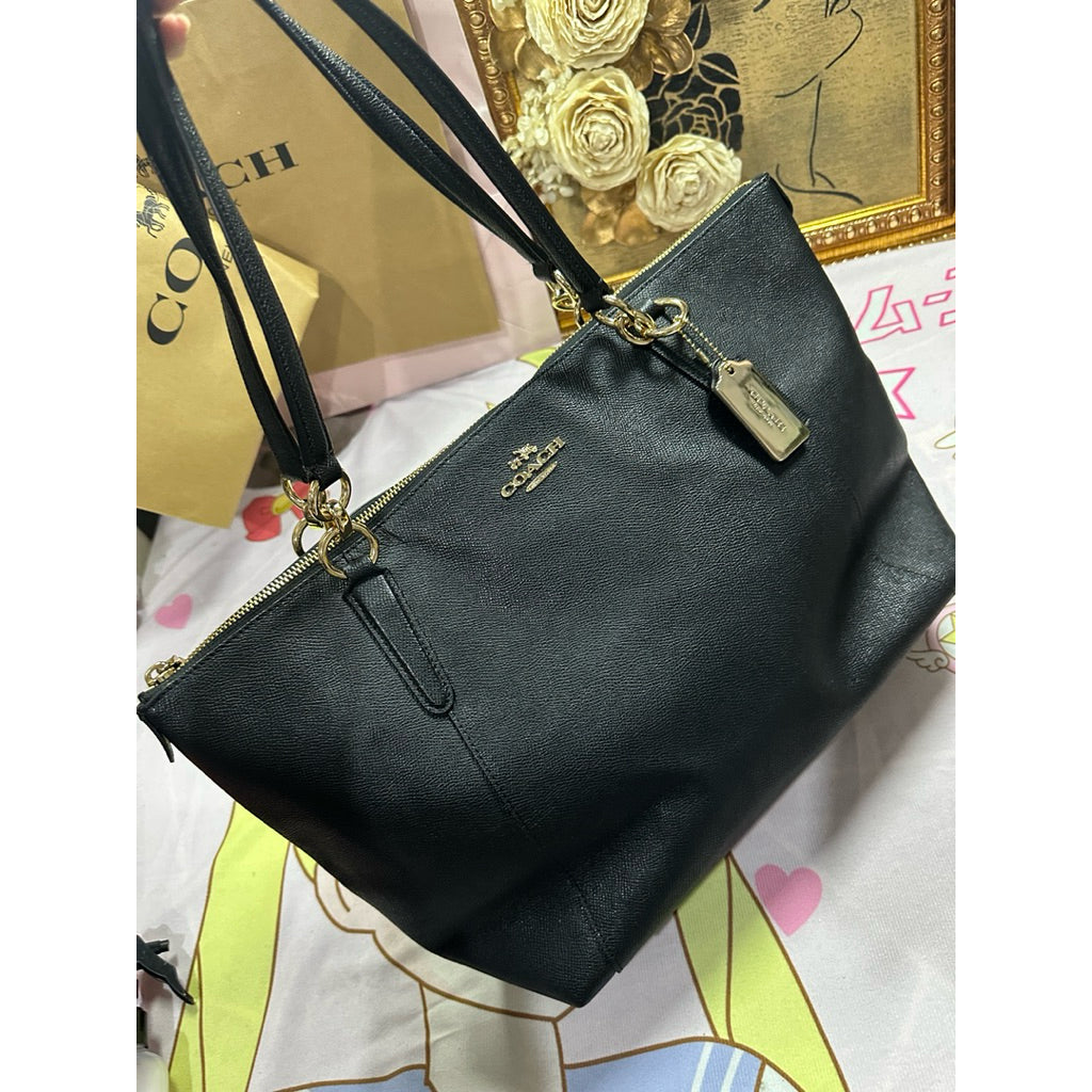 ORIG Preloved CCH F57526 Ava Tote In Crossgrain Leather Handbag Black Bag