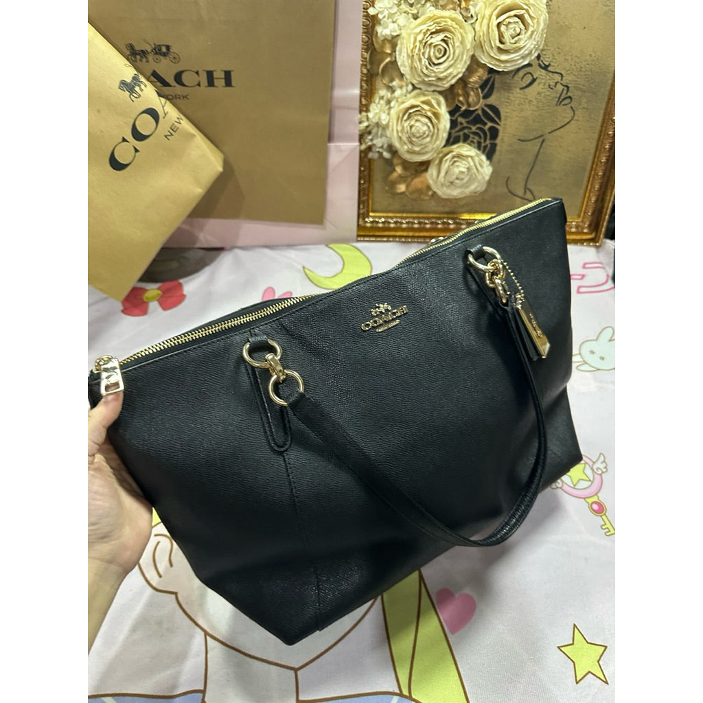 ORIG Preloved CCH F57526 Ava Tote In Crossgrain Leather Handbag Black Bag