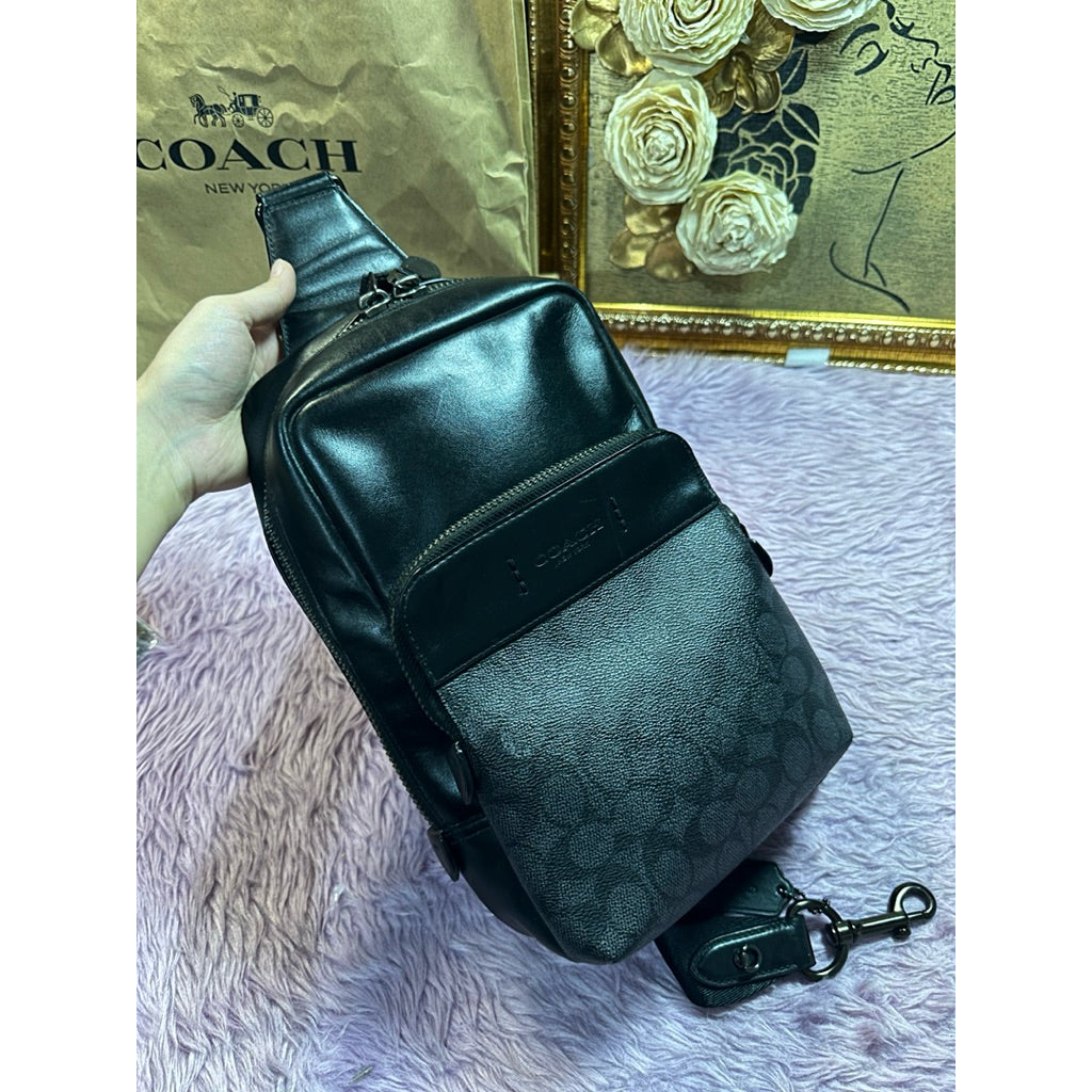 ORIG Preloved CCH Retail Gotham Pack In Signature Canvas Men Body Bag Black