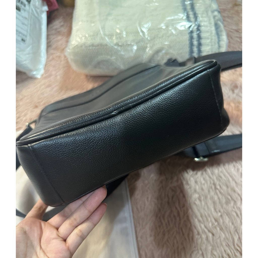 ORIG Preloved CCH Charles Flight Men Black Bag