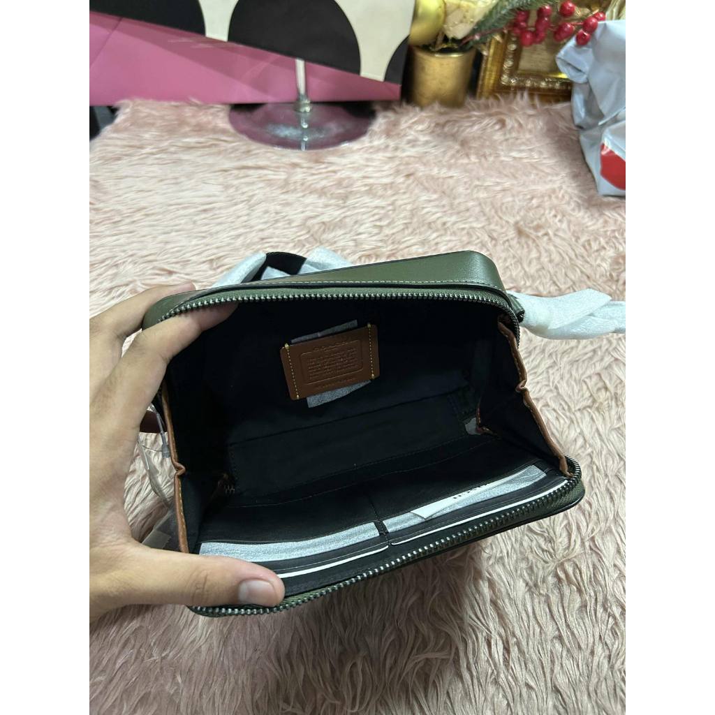 ORIG & IMPORTED CCH Charter Slim Crossbody Men Green Bag In Signature Camo Print with pouch