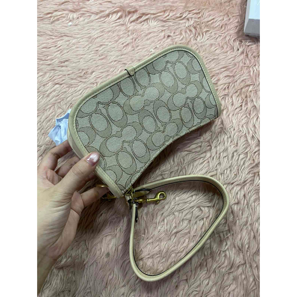 ORIG Preloved CCH Swinger Small Beige Bag 20 In Signature Jacquard