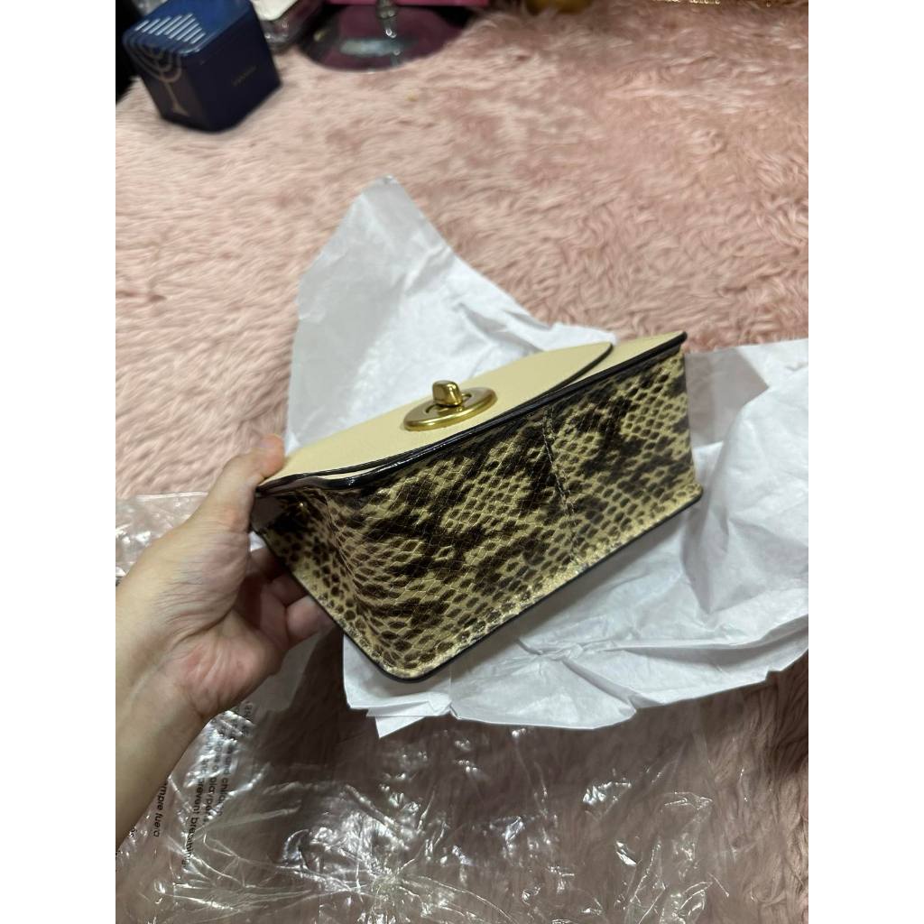 ORIG & IMPORTED CCH X Jennifer Lopez Bowery Crossbody Small Beige Bag Chain Strap