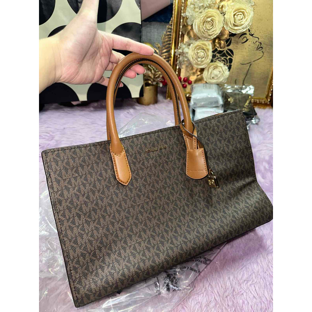 ORIG & IMPORTED MK Retail Scarlett Medium Signature Logo Satchel Bag Brown/White Vanilla