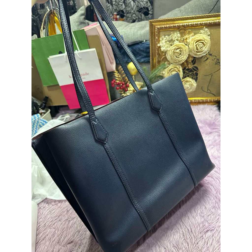 ORIG Preloved TB Perry Triple Compartment Large Tote Black Blue
