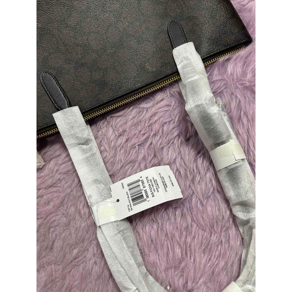 ORIG & IMPORTED CCH Fiona Zip Small Tote Brown Bag