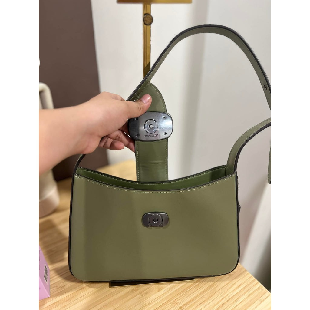 ORIG Preloved CCH Eliza Shoulder Green Bag
