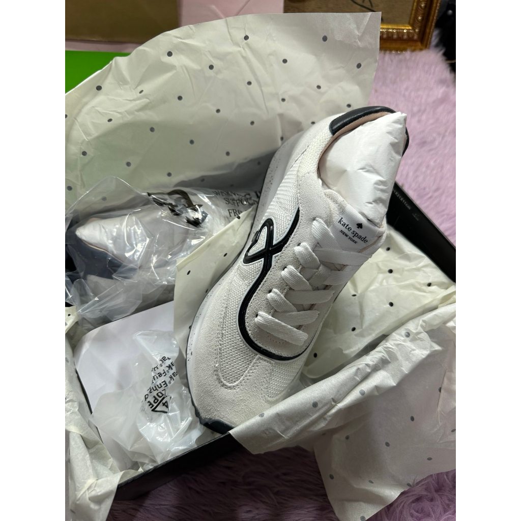 ORIG & IMPORTED KS Brigitte Runner White Shoes