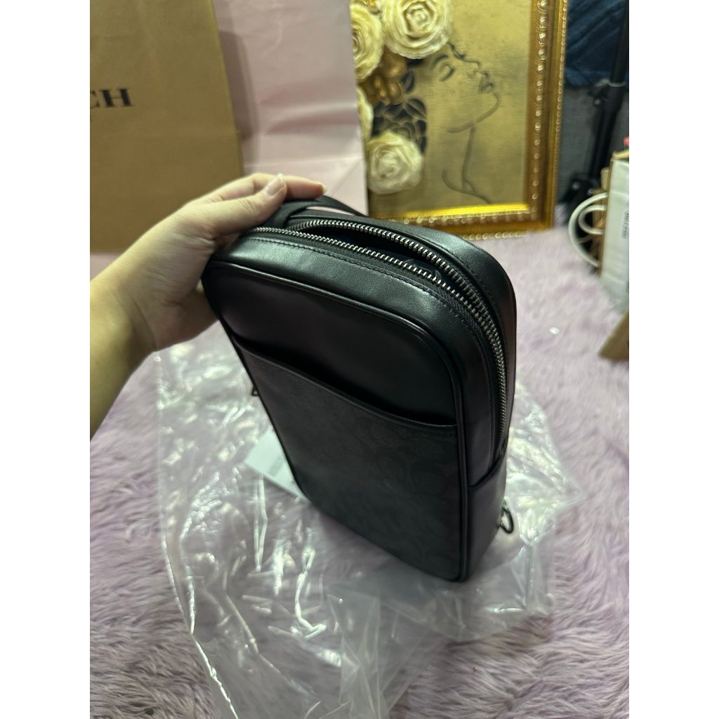 ORIG & IMPORTED CCH Turner Pack Men Black Body Bag