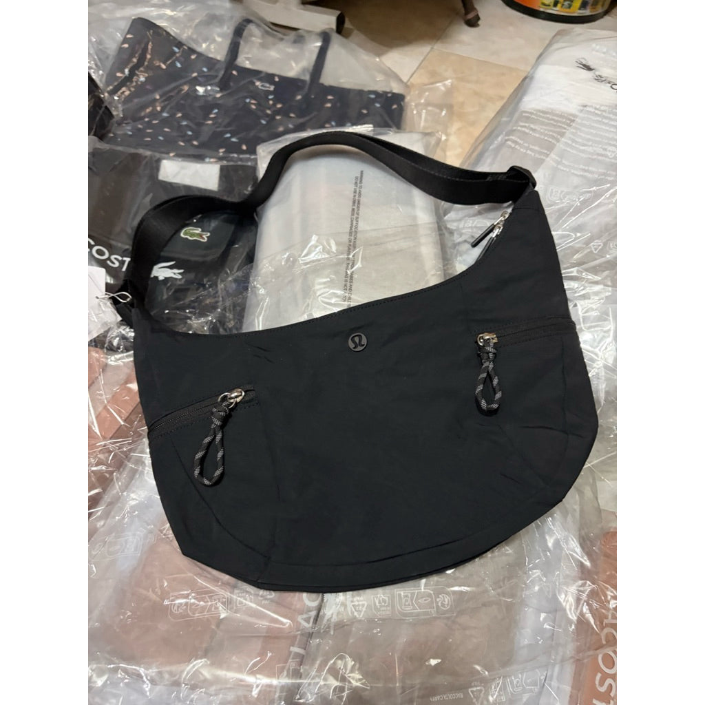 ORIG & IMPORTED Lululemon 6L Slouchy Sling Shoulder Nylon Black Bag