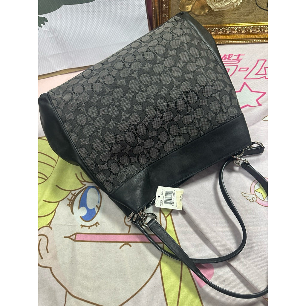 ORIG Preloved CCH Lexy Shoulder Outline Signature Black Hobo Bag