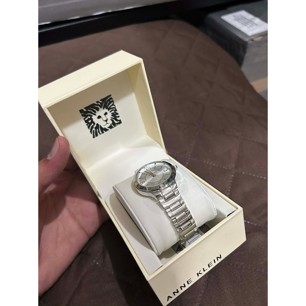 ORIG & IMPORTED Anne Klein Women's Watch Silver AK-5297SVSV