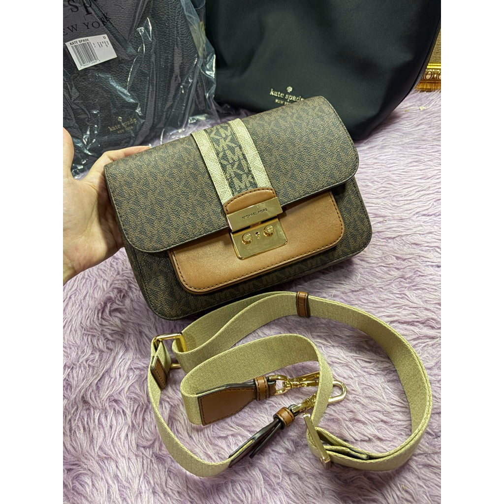 ORIG Preloved MK Sloan Editor Medium Flap Messenger Brown Bag
