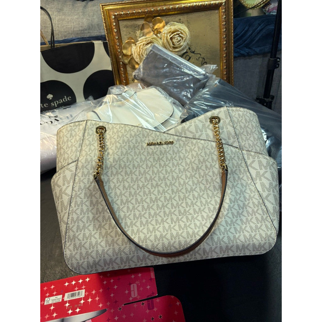 ORIG Preloved MK Jet Set Large Logo Shoulder Bag Vanilla White