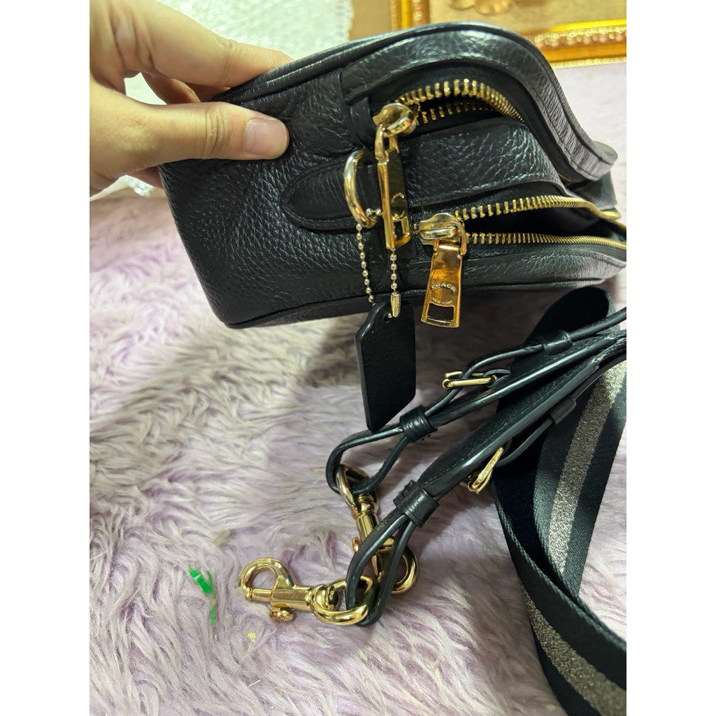 ORIG Preloved CCH Jes Crossbody Carriage Logo Black Camera Double Zip Bag